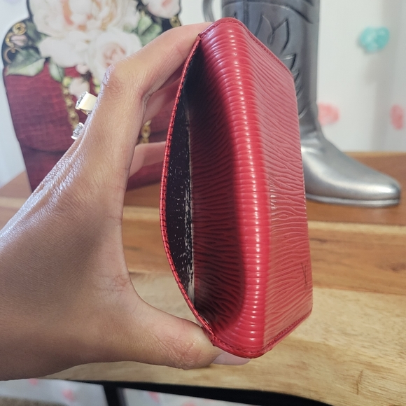 Authentic LV Ref Epi Card Holder CA0965 - Picture 7 of 11